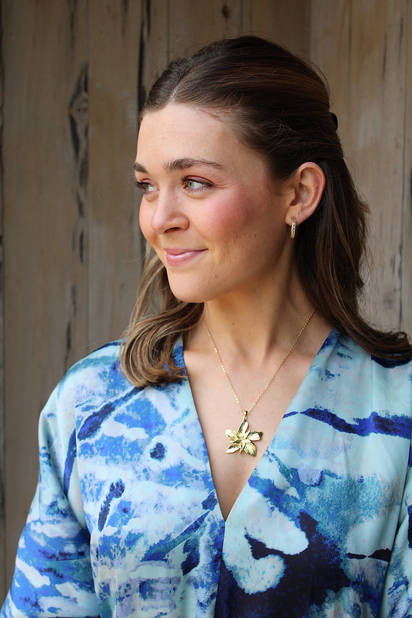 The Gold Lily Necklace